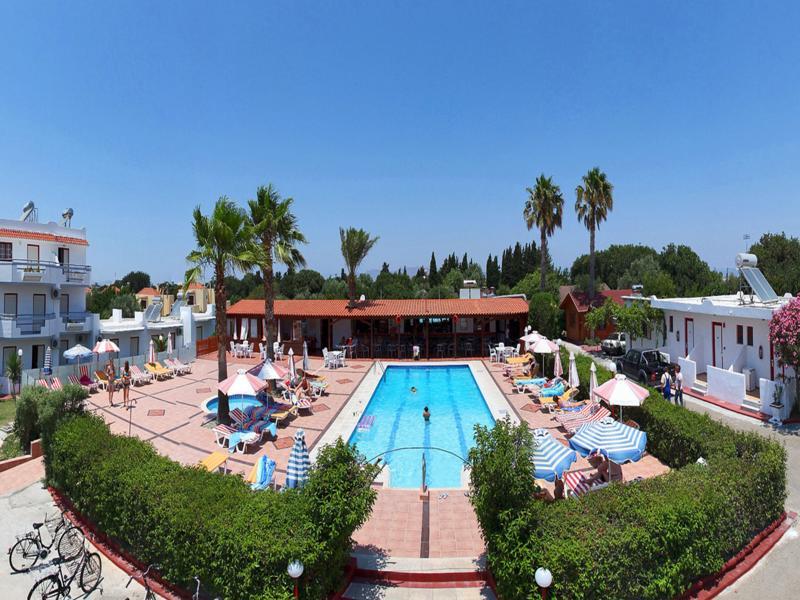 Sandys Studios Apartments And Log Villas Psalidi  Exterior photo